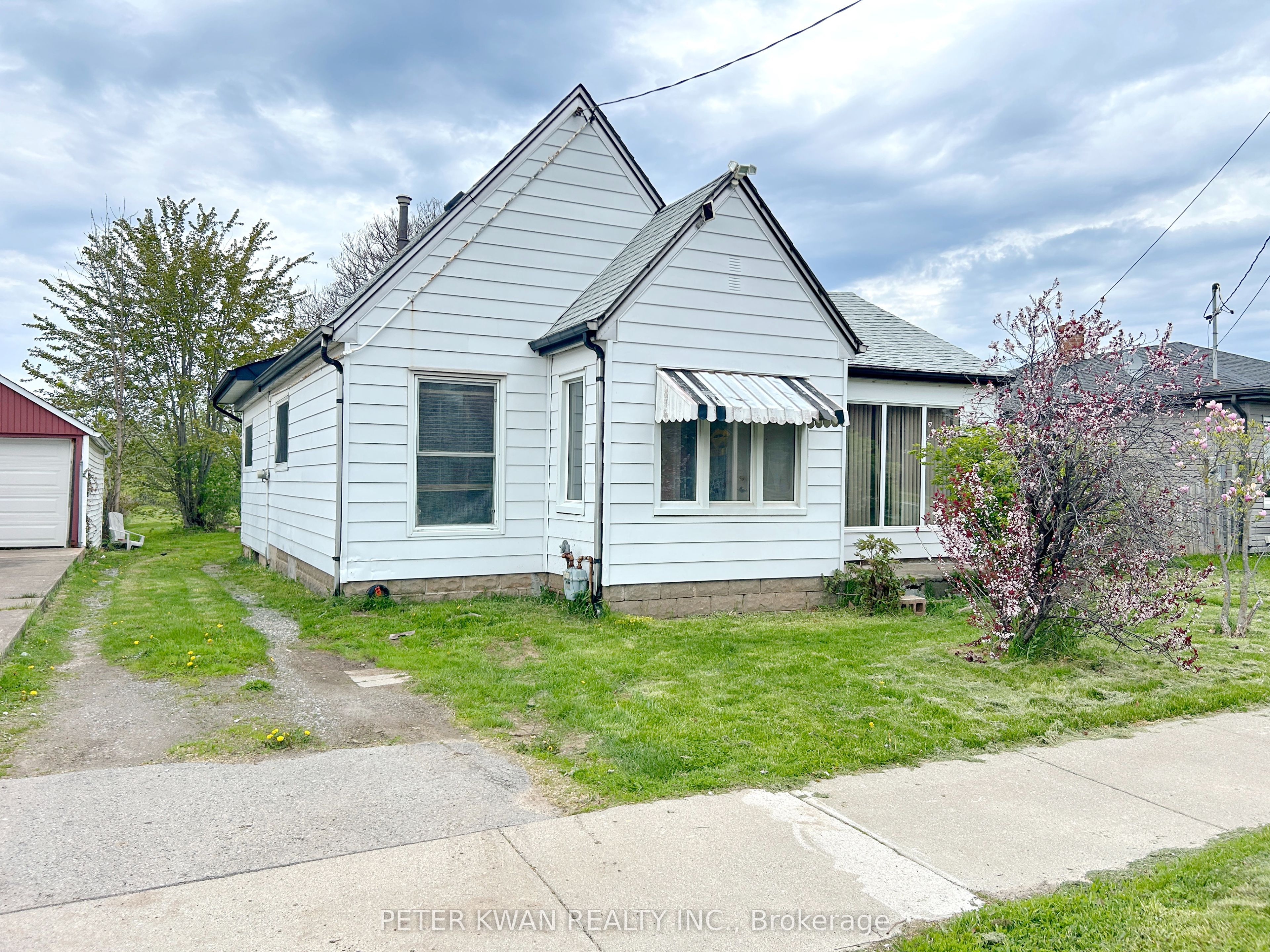 4977 John Street