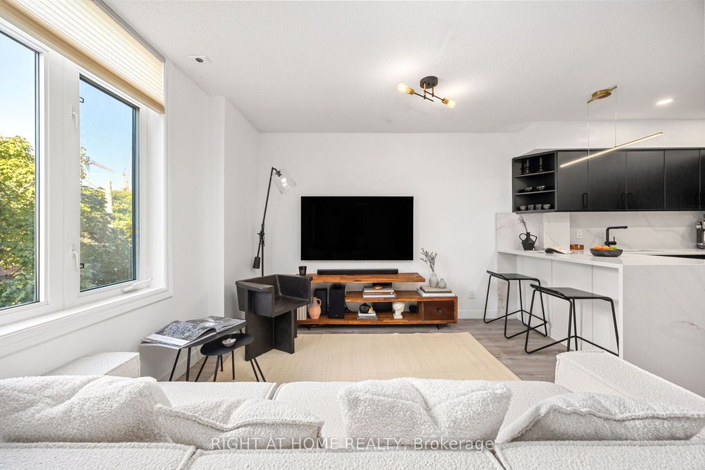 Photo of 43 SUDBURY Street #4304, Toronto, ON M6J 3W6 (MLS # C12408476)