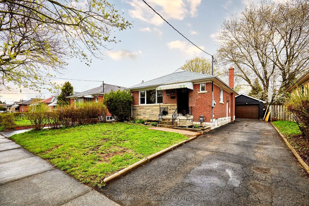 Photo of 295 Baldwin Street, Oshawa, ON L1H 6H5 (MLS # E13101208)
