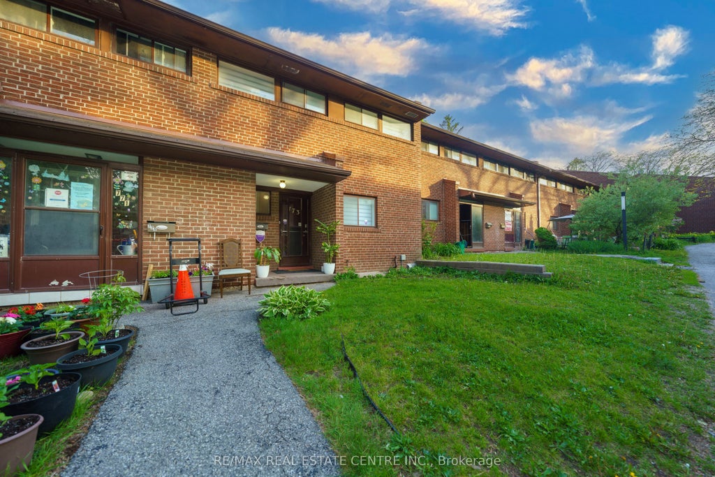 Photo of 773 Military Trail #30, Toronto, ON M1E 4P6 (MLS # E13743720)