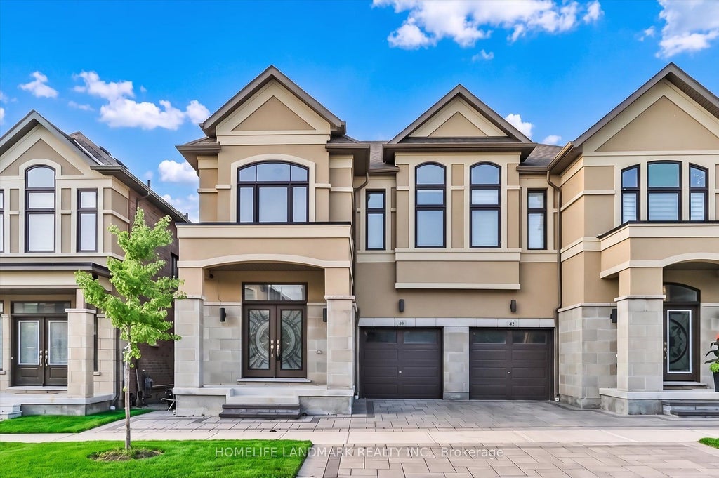 Photo of 40 Boiton Street, Richmond Hill, ON L4S 0M1 (MLS # N13658516)