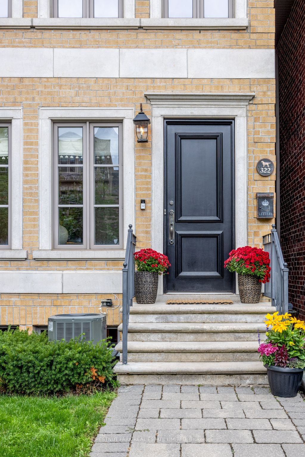 Photo of 322 Woburn Avenue, Toronto, ON M5M 1L2 (MLS # C12433742)