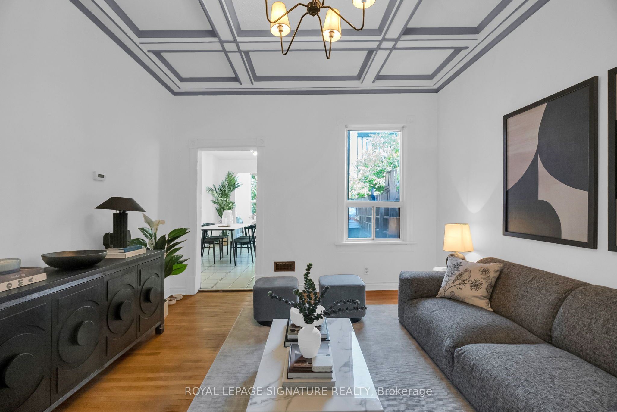 8 Grove Avenue
