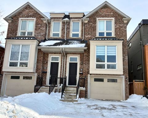 35B Marquette Avenue Toronto ON M6A 1X8