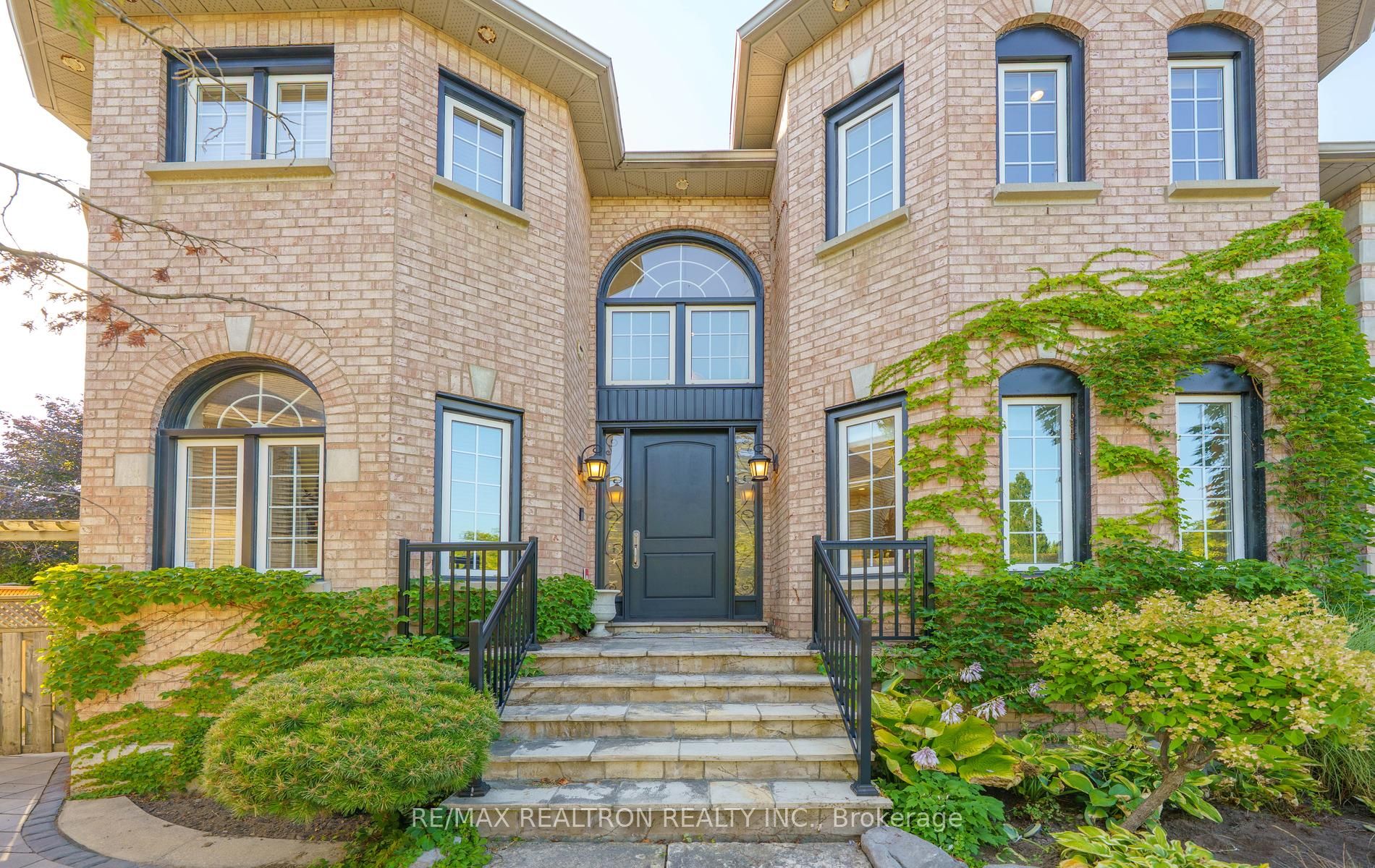 96 Markwood Lane