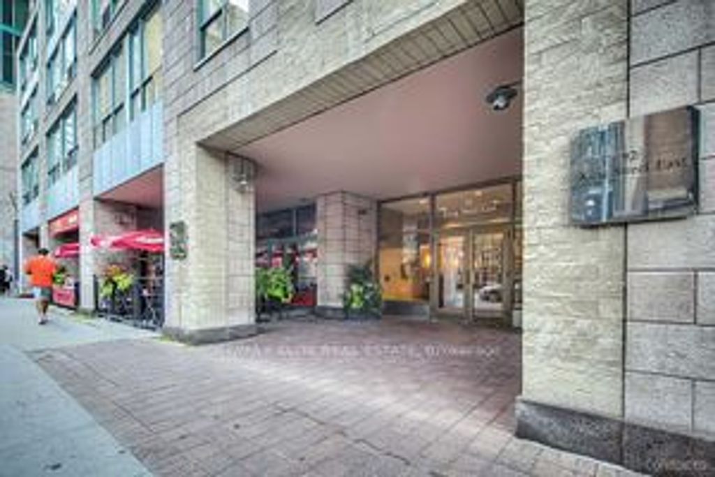 Photo of 92 King Street E #612, Toronto, ON M5C 2V8 (MLS # C12334466)