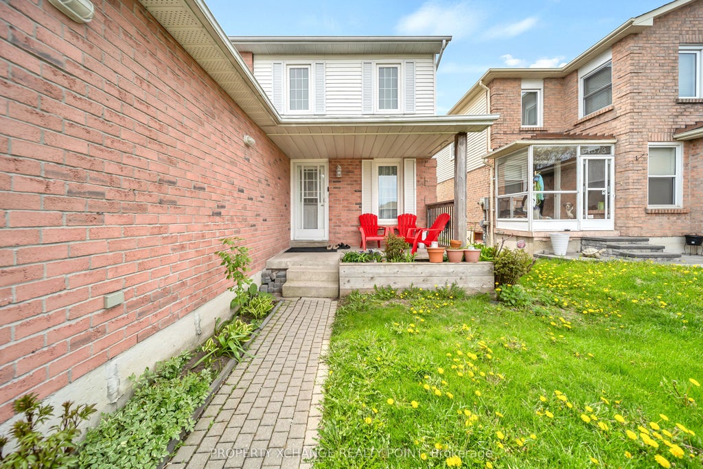 Photo of 1569 Connery Crescent, Oshawa, ON L1J 8G3 (MLS # E13428762)