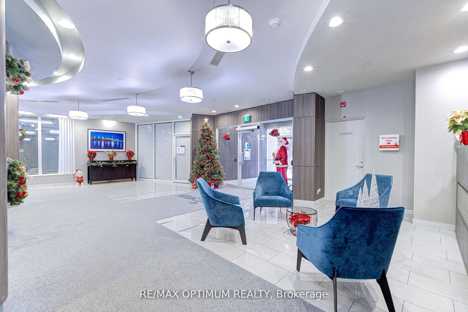 185 Legion Road N 416