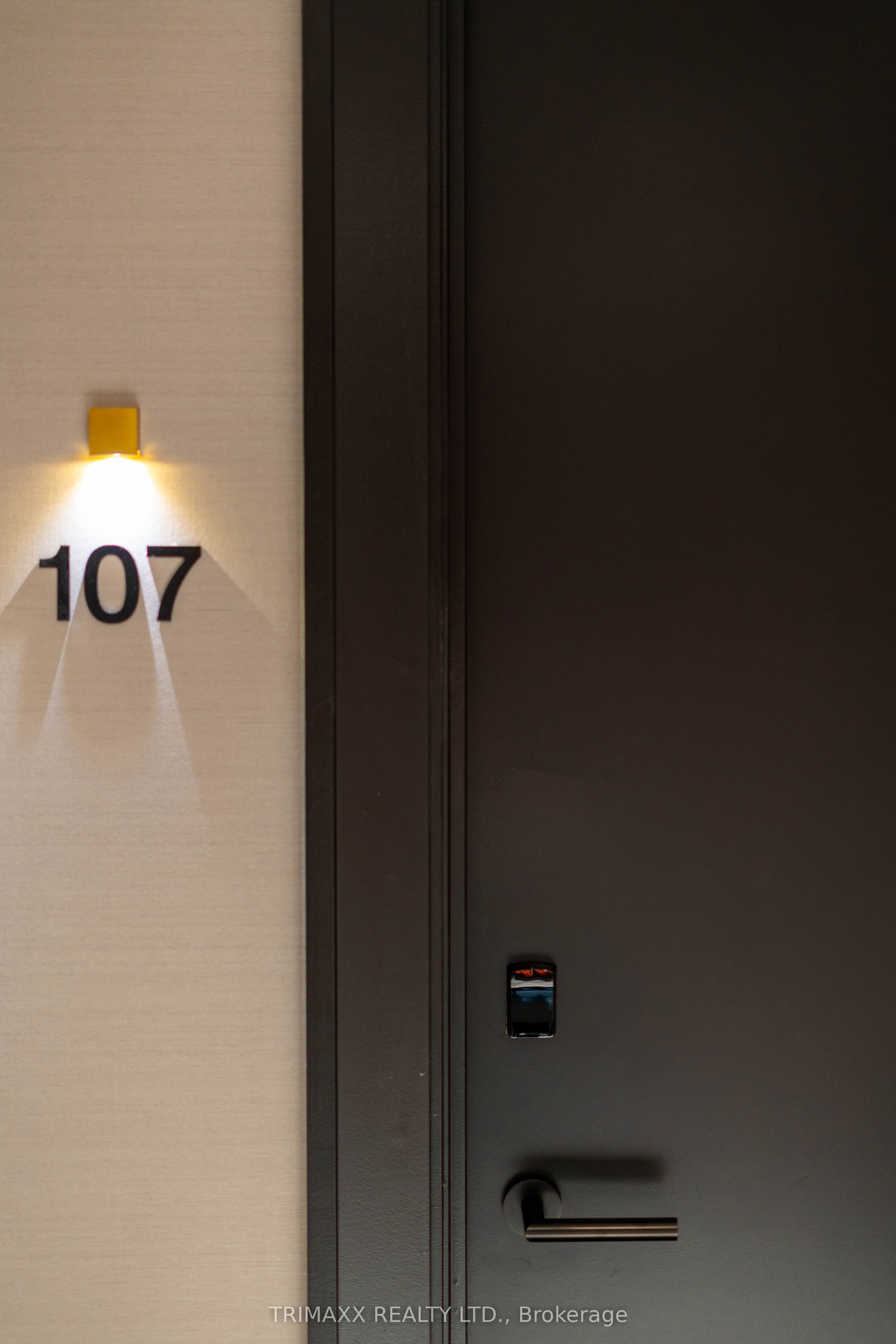 2333 Khalsa Gate 107