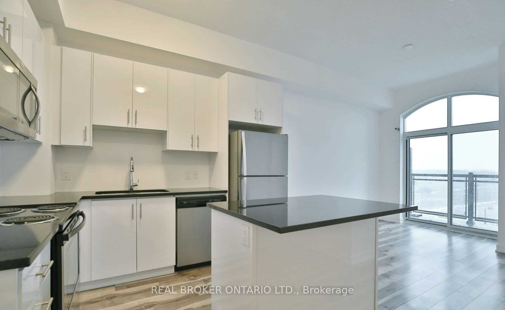 2490 Old Bronte Road 819