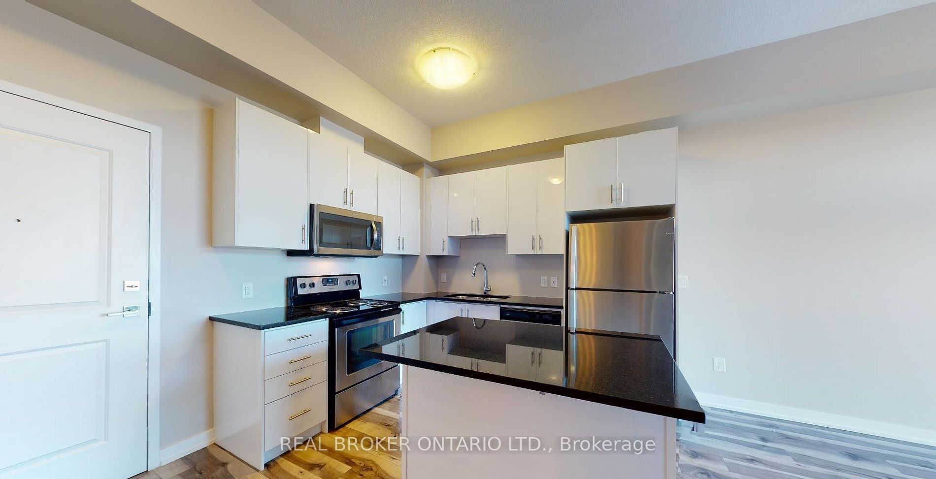 2490 Old Bronte Road 819
