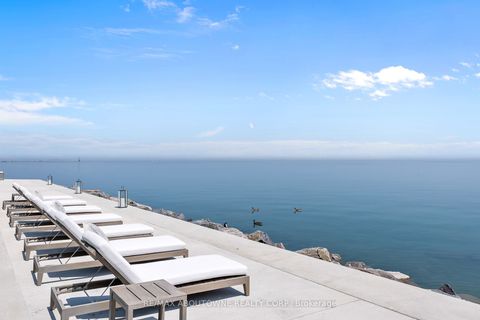 3 Ennisclare Drive E Oakville ON L6J 4N3