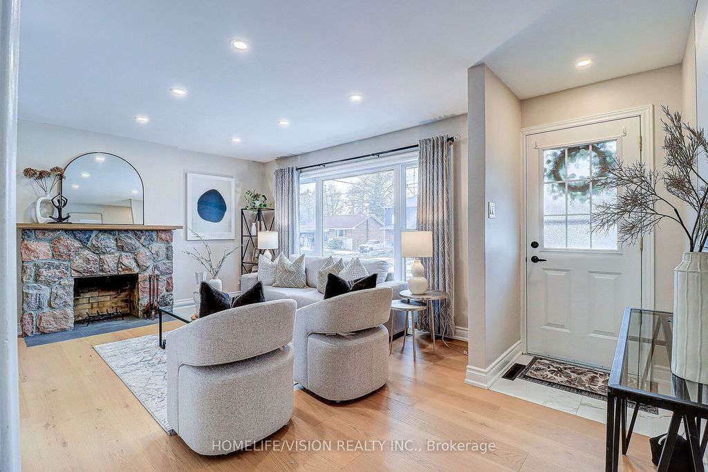 Photo of 1113 Green Street, Whitby, ON L1N 4G8 (MLS # E12894226)