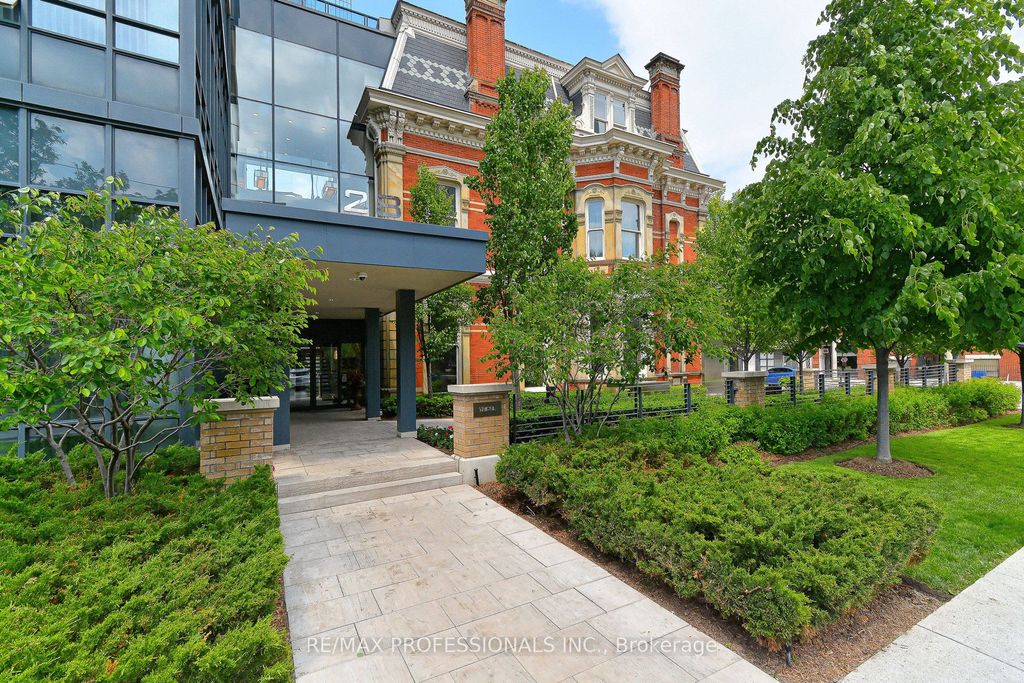 Photo of 28 Linden Street #1601, Toronto, ON M4Y 0A4 (MLS # C12389629)