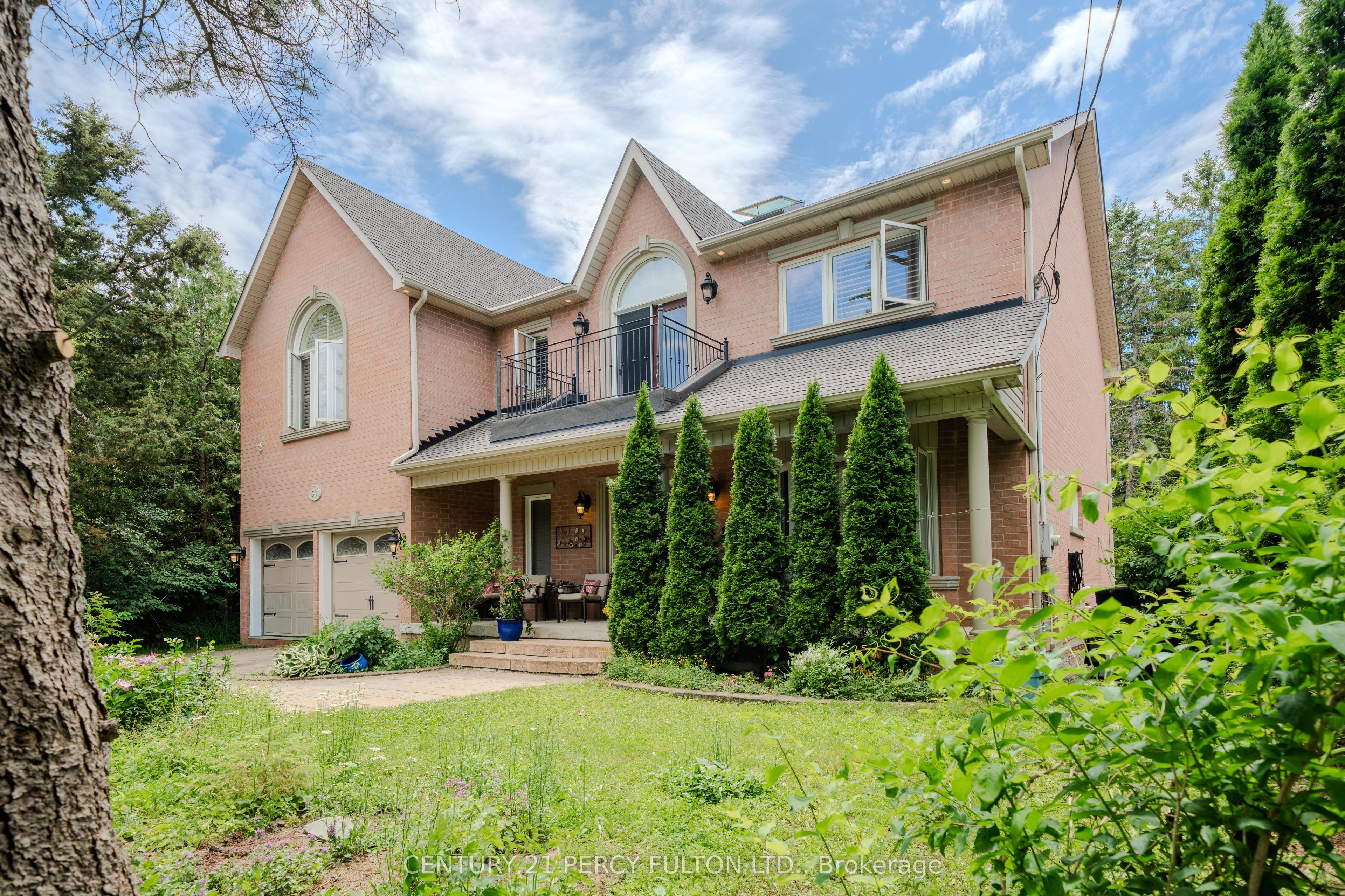 30 Willowgate Drive