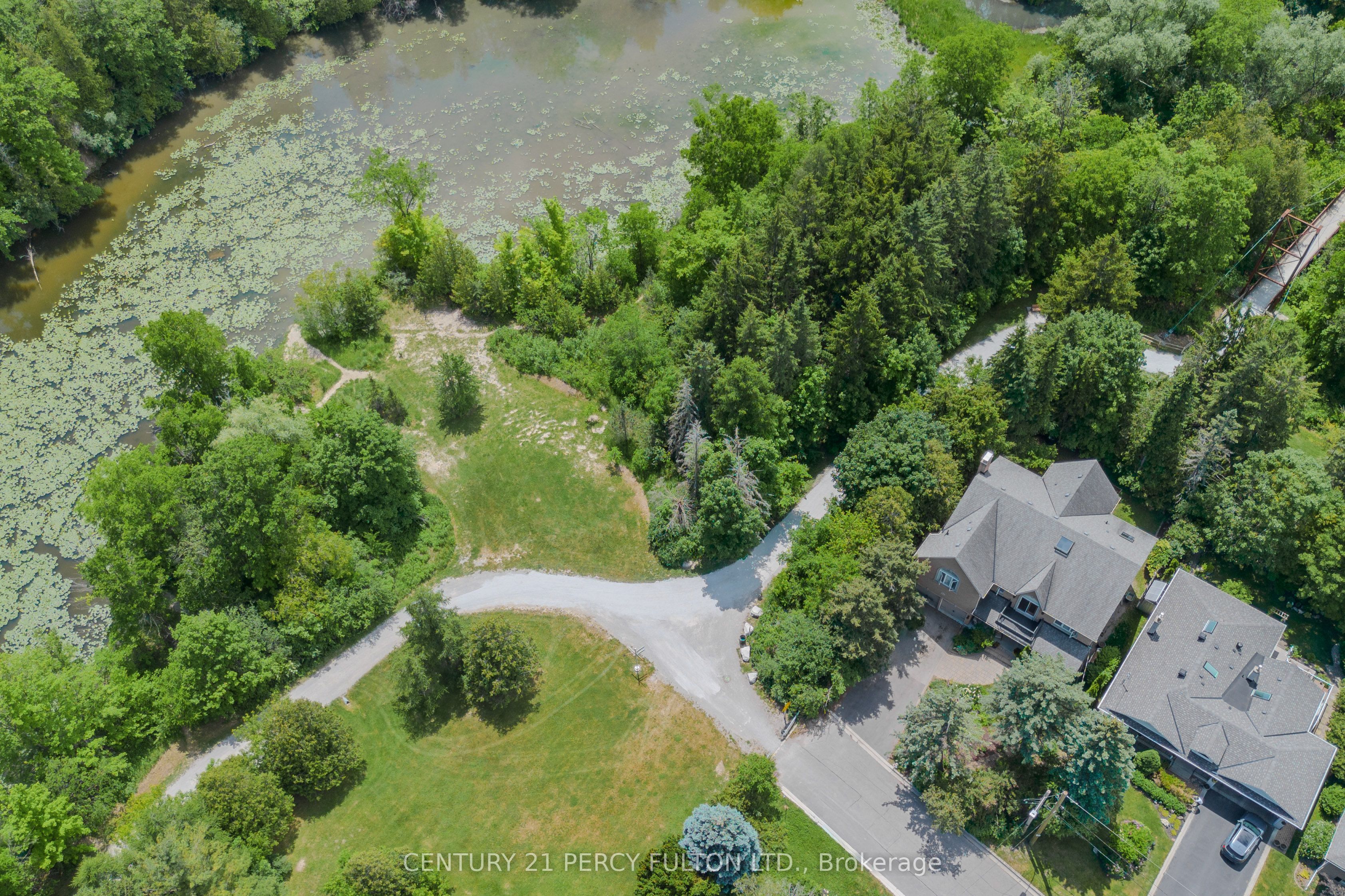 30 Willowgate Drive