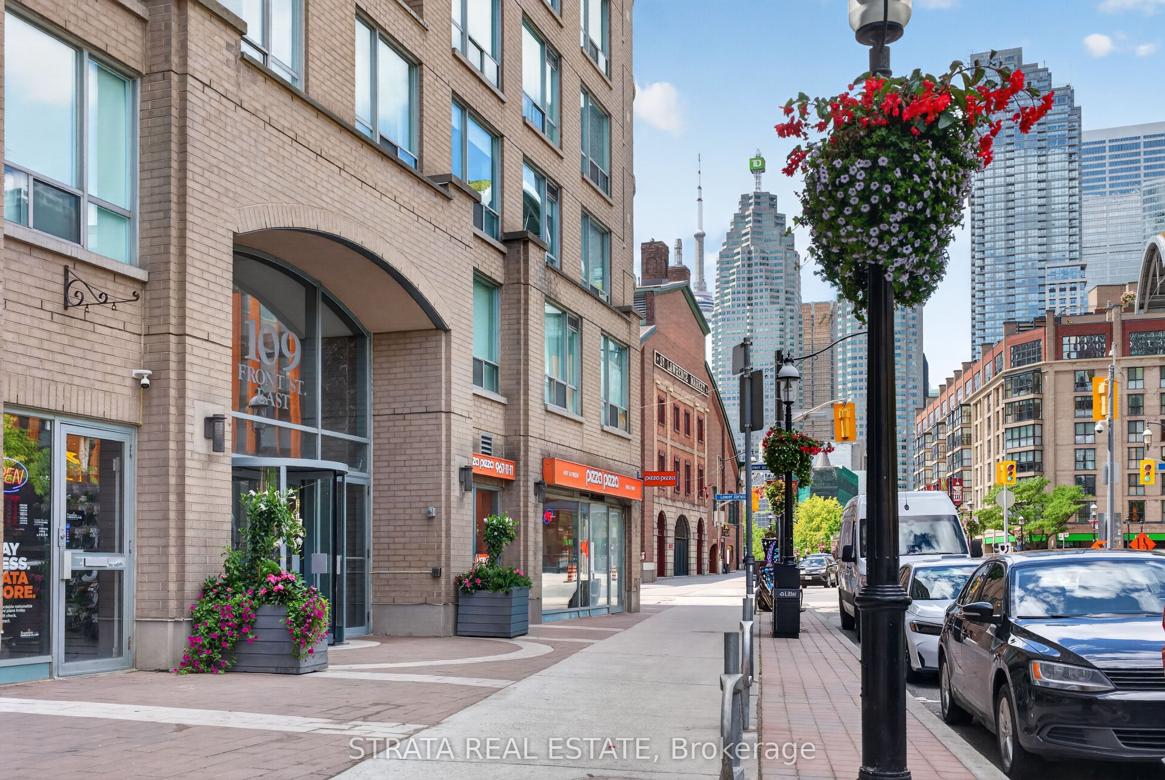 109 Front Street E 814