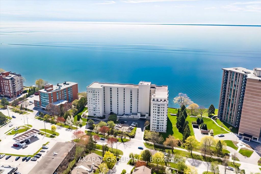 Photo of 5280 Lakeshore Road #911, Burlington, ON L7L 5R1 (MLS # W12706752)