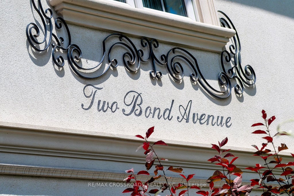 Photo of 2 Bond Avenue, Toronto, ON M3B 1L8 (MLS # C13474582)