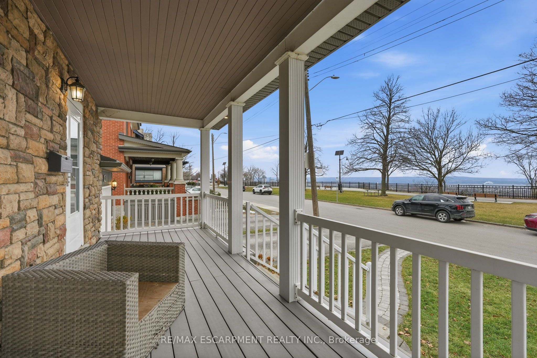 232 Mountain Park Avenue