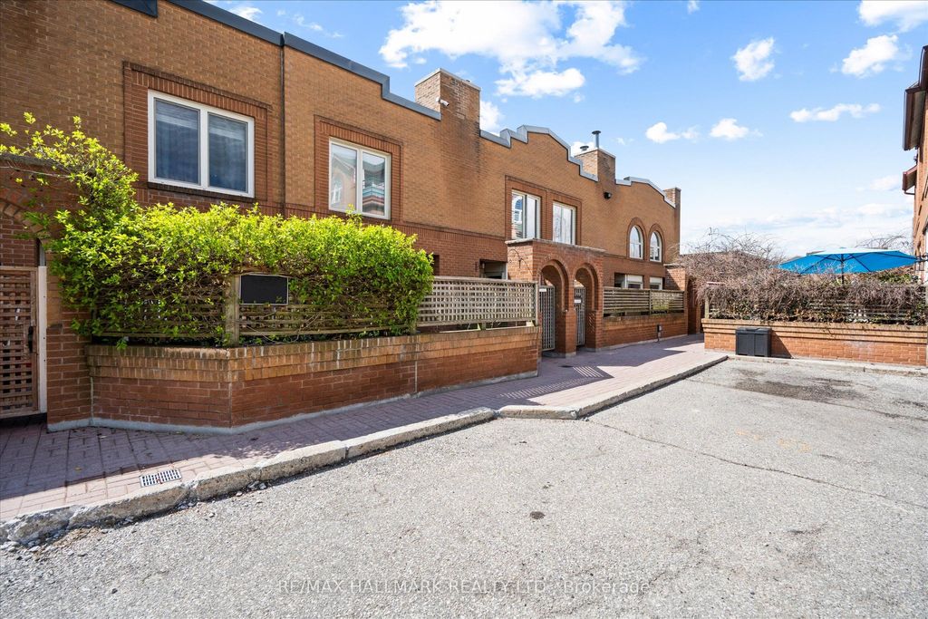 Photo of 122 Glen Manor Drive #1, Toronto, ON M4E 2X6 (MLS # E13113972)