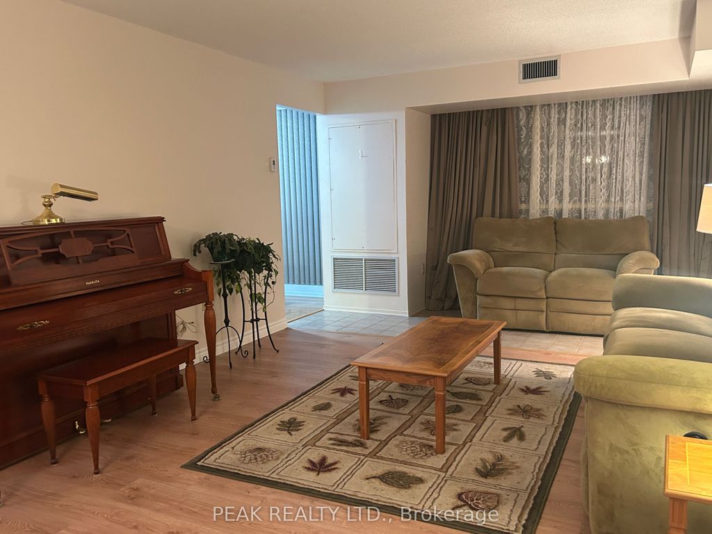 Photo of 55 Blue Springs Drive #202, Waterloo, ON N2J 4T3 (MLS # X13022918)