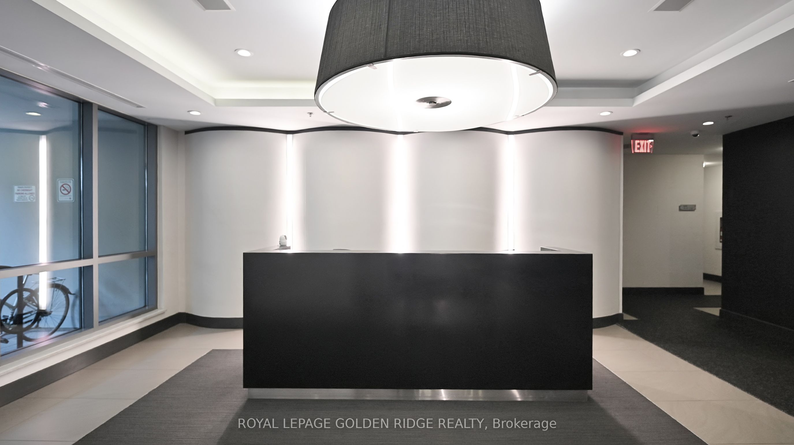 377 Madison Avenue 224