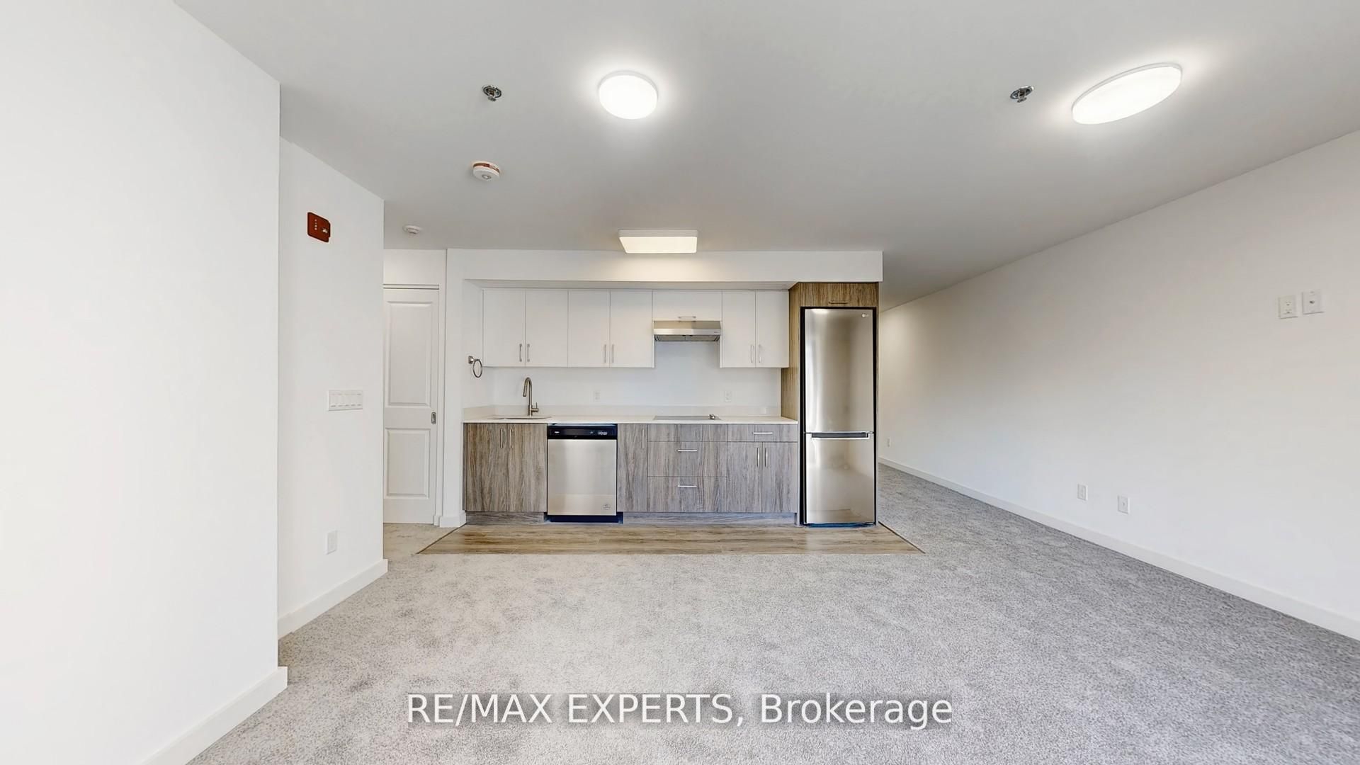 45 Connaught Avenue 303