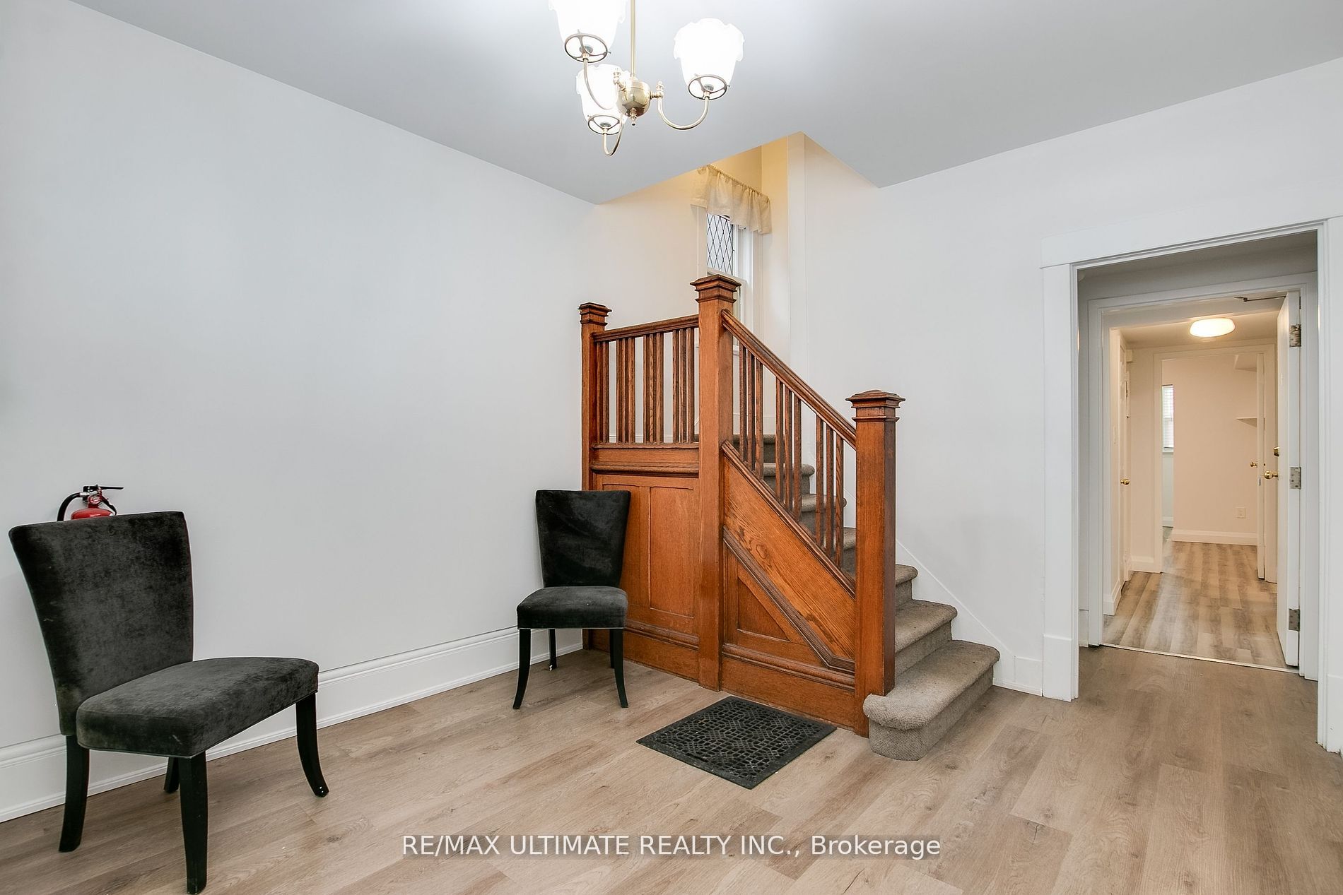 528 Runnymede Road Unit 1