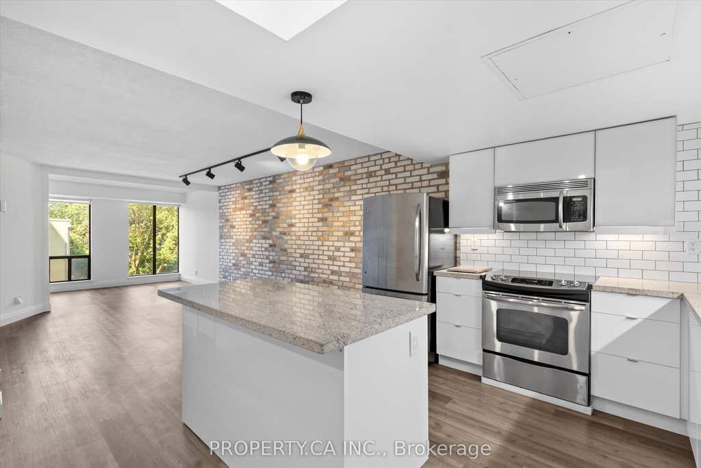 Photo of 456 College Street #306, Toronto, ON M6G 4A3 (MLS # C13671416)