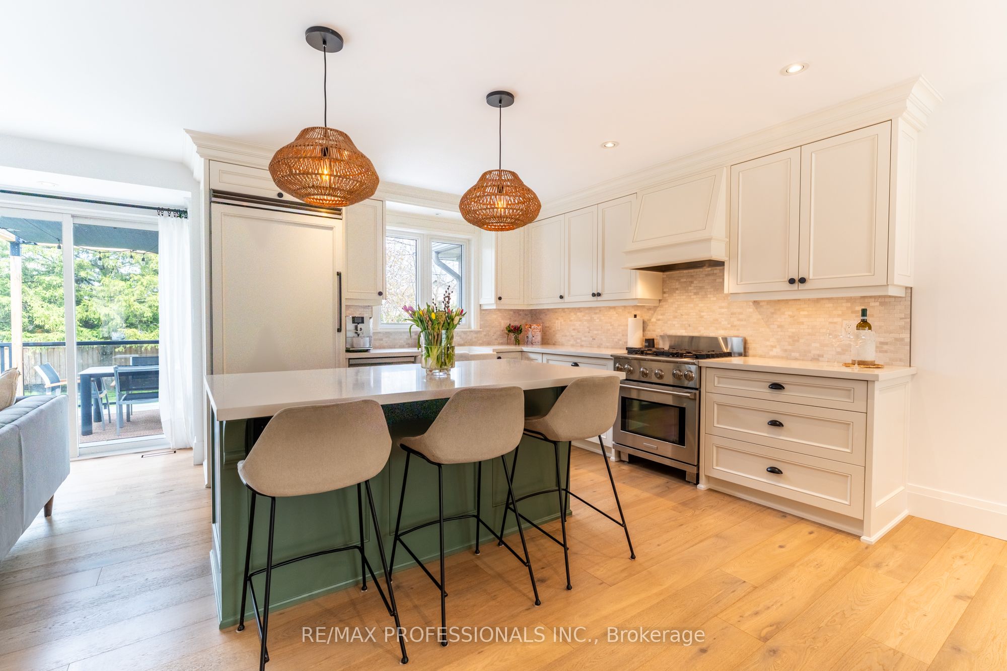 1326 Stanbury Road