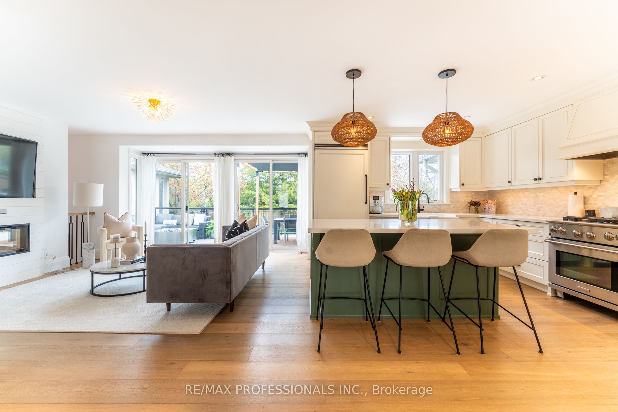 1326 Stanbury Road