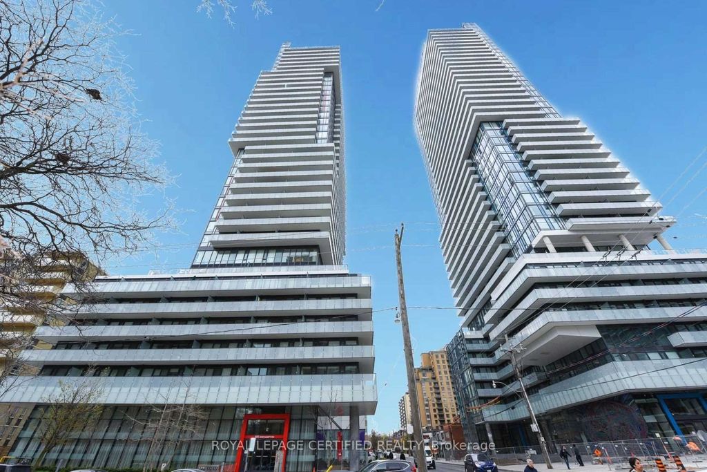 Photo of 185 Roehampton Avenue #301, Toronto, ON M4P 0C6 (MLS # C12640924)