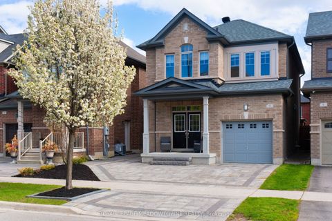 11 Cranbrook Crescent Vaughan ON L4H 4H5