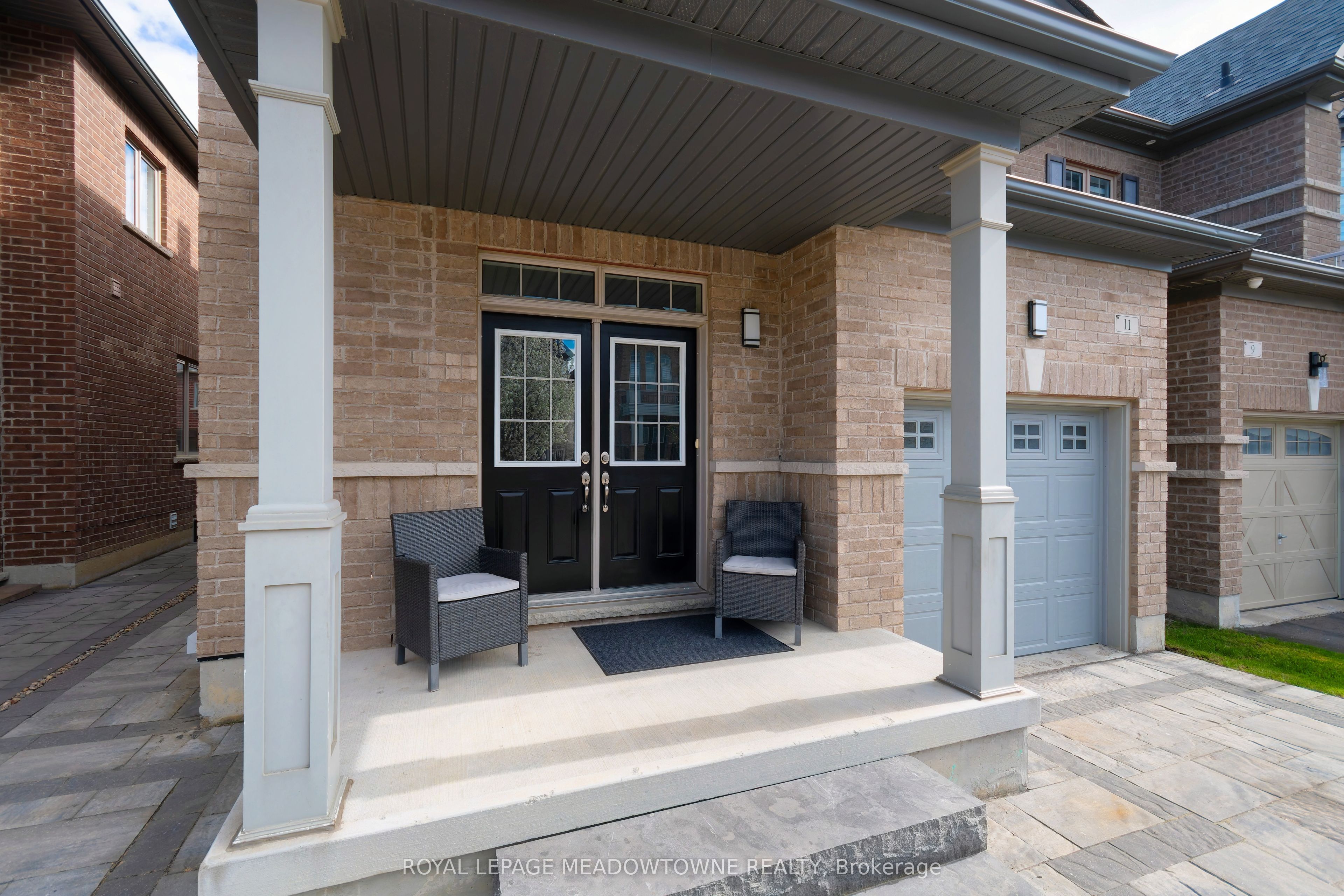 11 Cranbrook Crescent