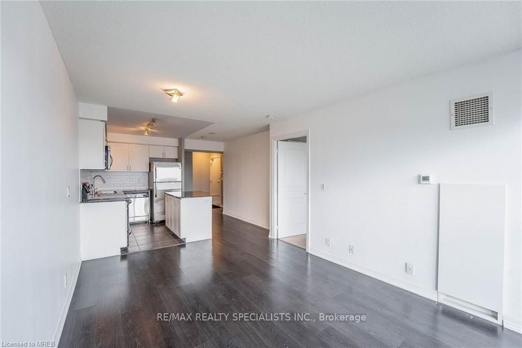 1940 IRONSTONE Drive 705