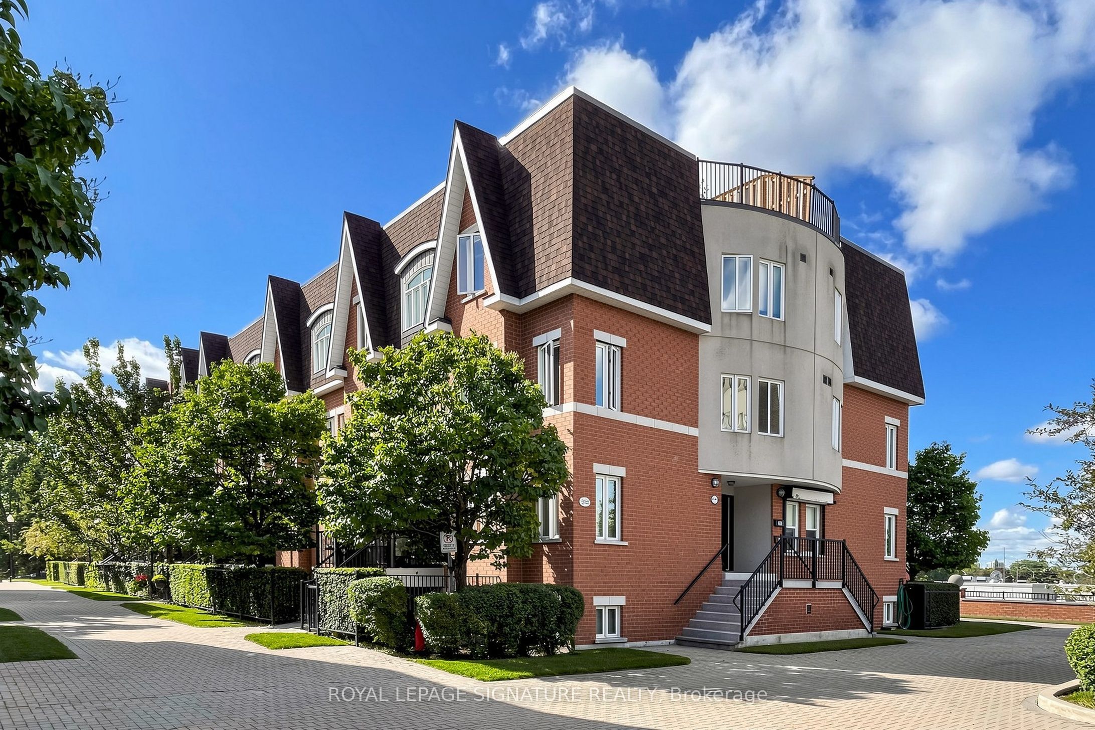 306 John Street 153