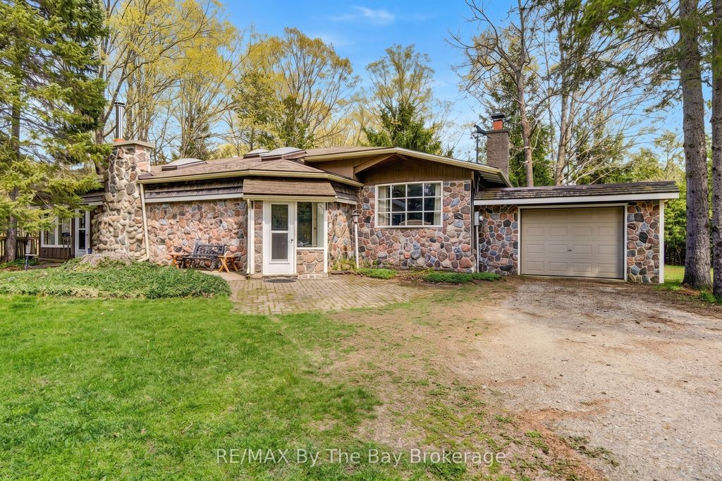 Photo of 8308 County Road 9 N/A, Clearview, ON L0M 1G0 (MLS # S13111156)