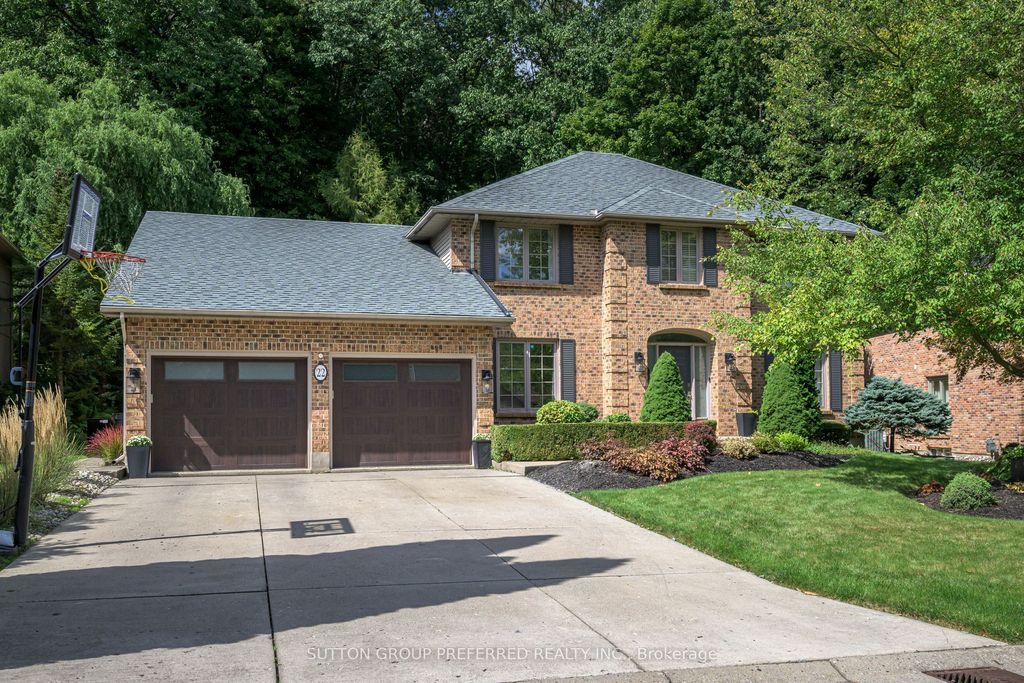 Photo of 22 Mapleton Place, London South, ON N6K 4A5 (MLS # X12475162)