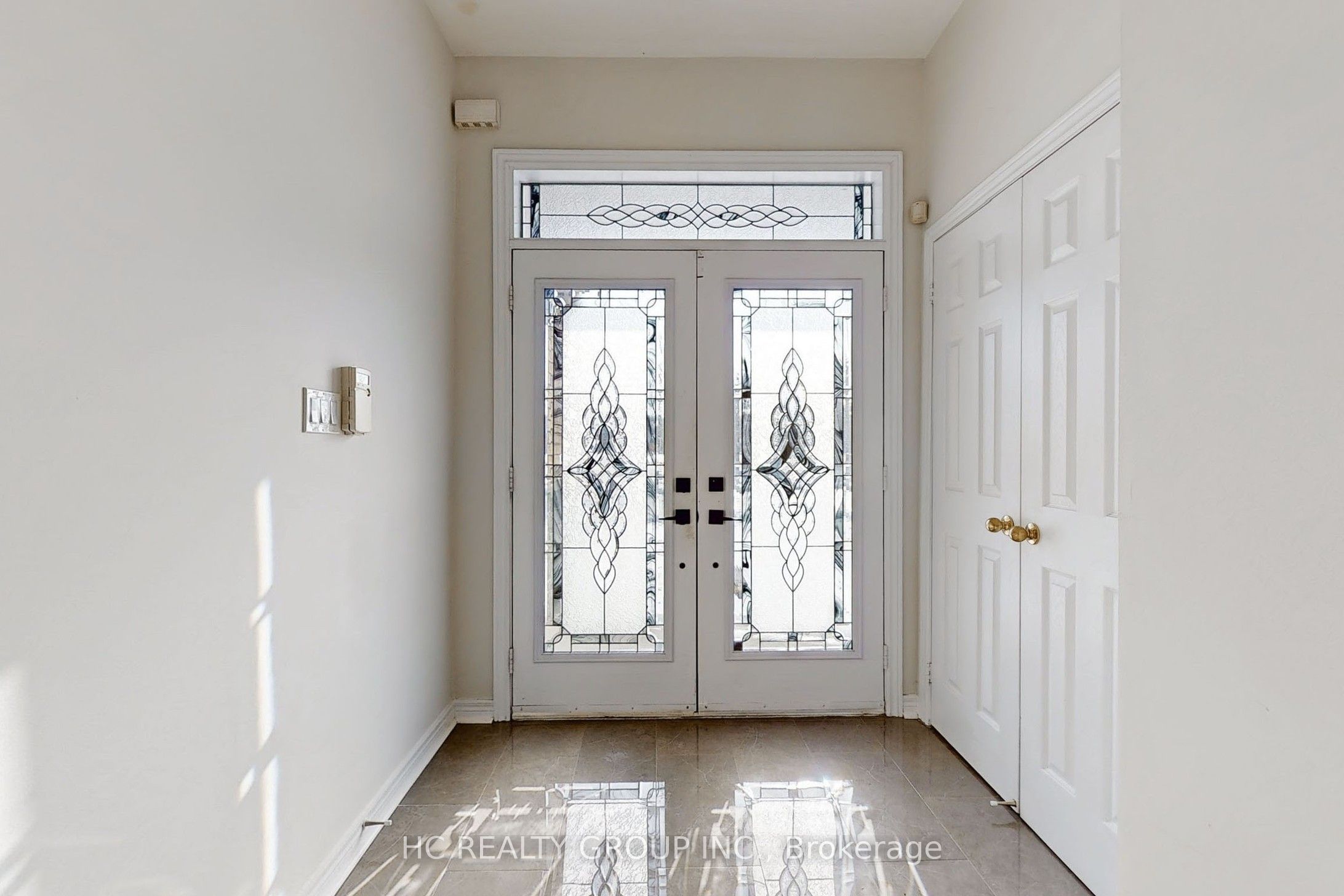 78 Autumn Hill Boulevard