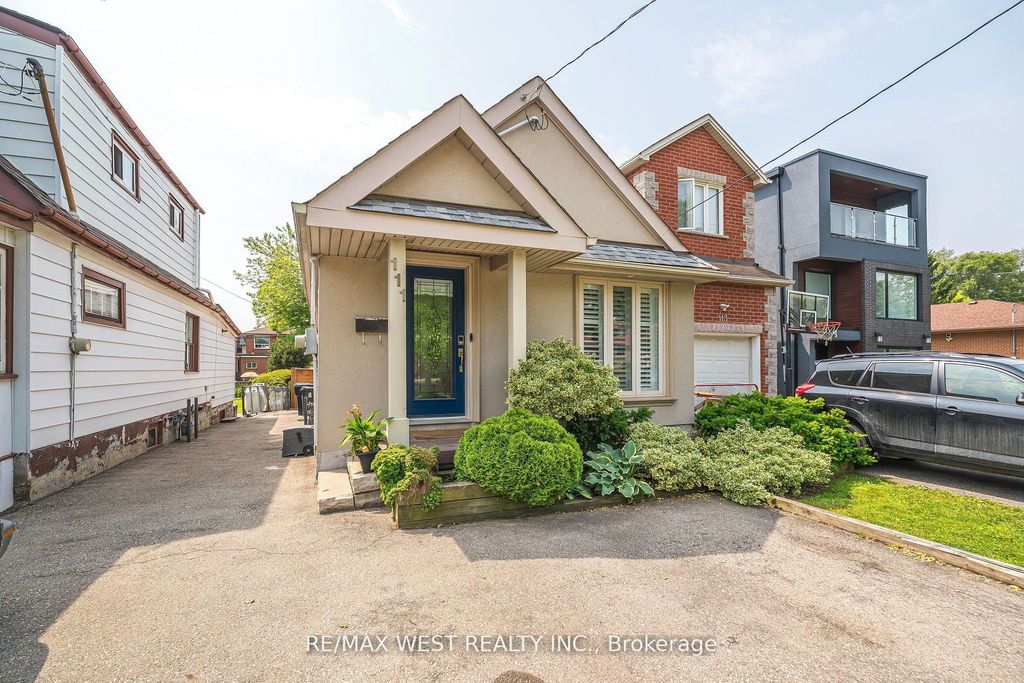 Photo of 111 Hay Avenue, Toronto, ON M8Z 1G3 (MLS # W12380550)