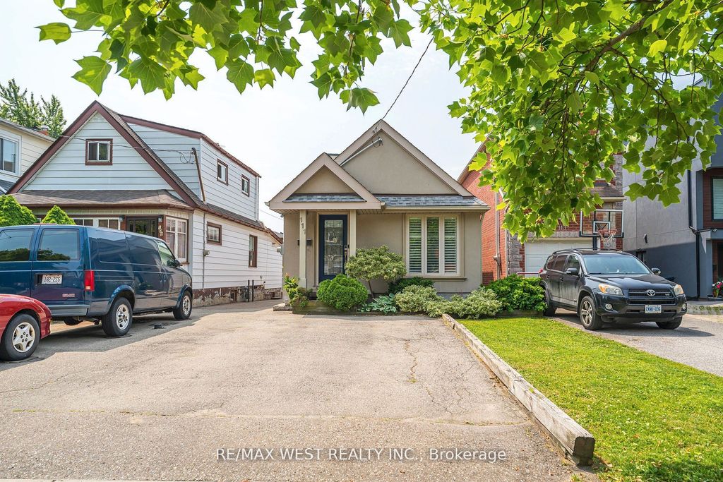 Photo of 111 Hay Avenue, Toronto, ON M8Z 1G3 (MLS # W12380550)