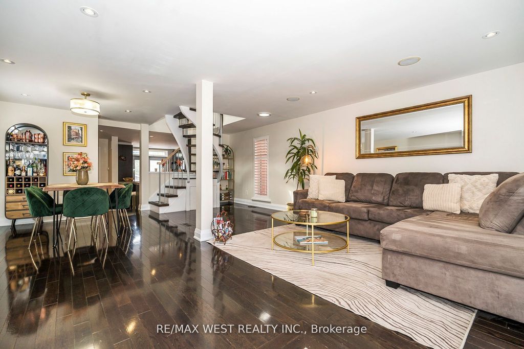 Photo of 111 Hay Avenue, Toronto, ON M8Z 1G3 (MLS # W12380550)