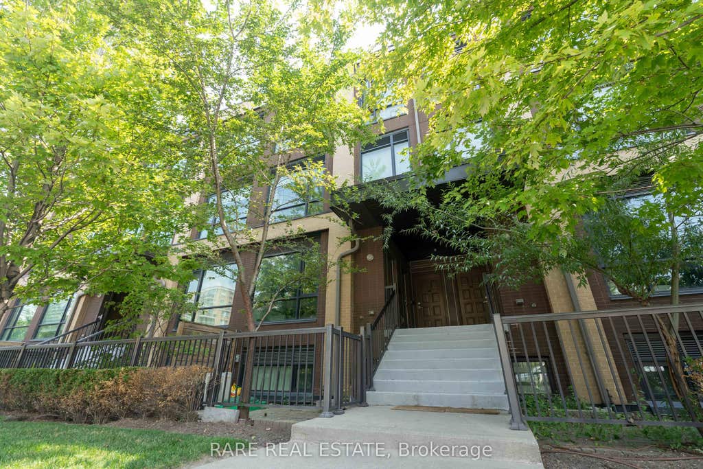 Photo of 639 Lawrence Avenue W #208, Toronto, ON M6A 1A9 (MLS # C13678774)
