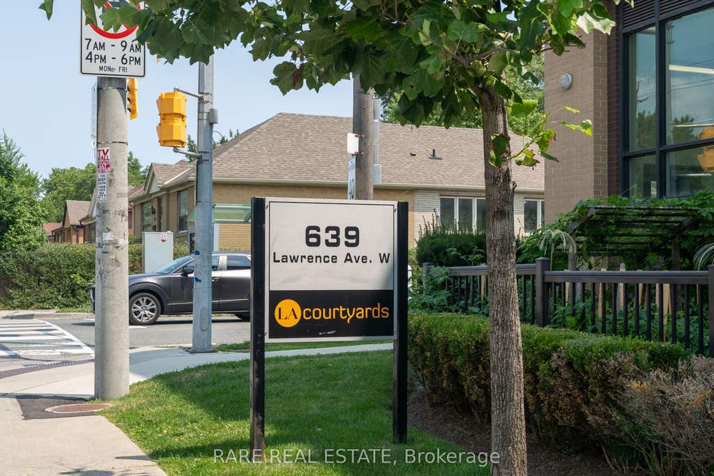 Photo of 639 Lawrence Avenue W #208, Toronto, ON M6A 1A9 (MLS # C13678774)