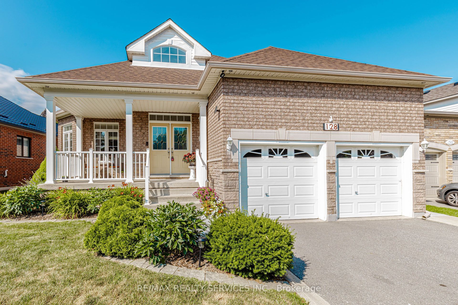 128 Valleywood Boulevard