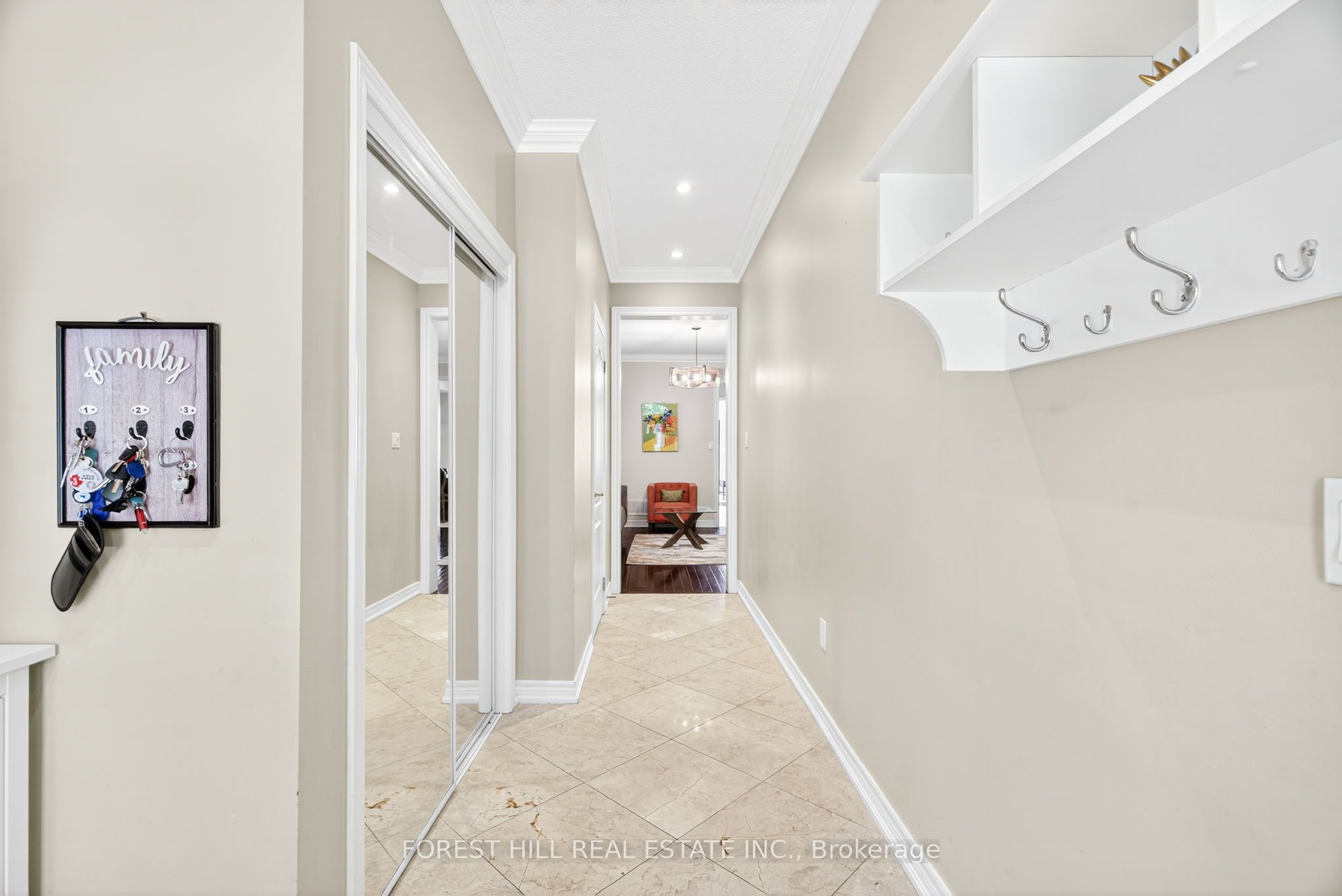 9 Robert Green Crescent