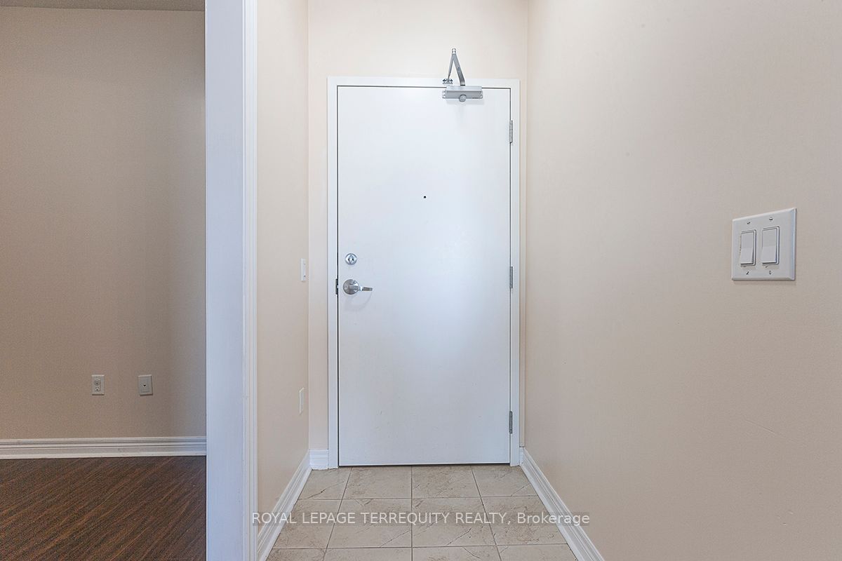 39 New Delhi Drive 616