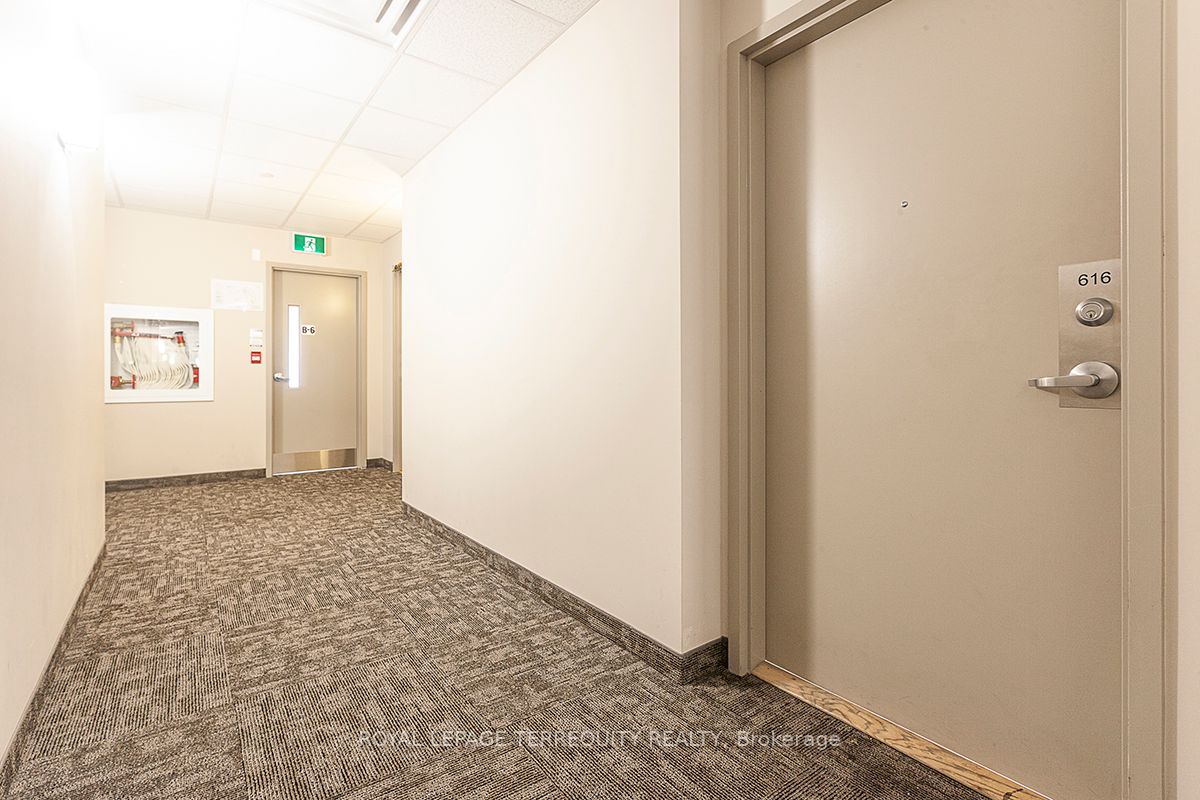 39 New Delhi Drive 616