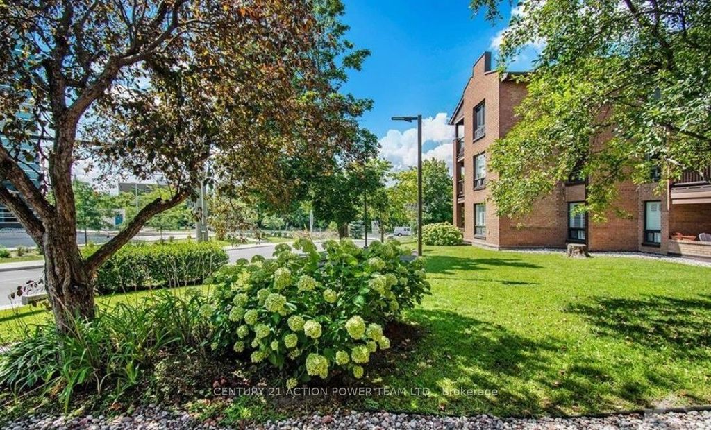 Photo of 316 Savard Avenue #110, Vanier and Kingsview Park, ON K1L 7S2 (MLS # X13023092)